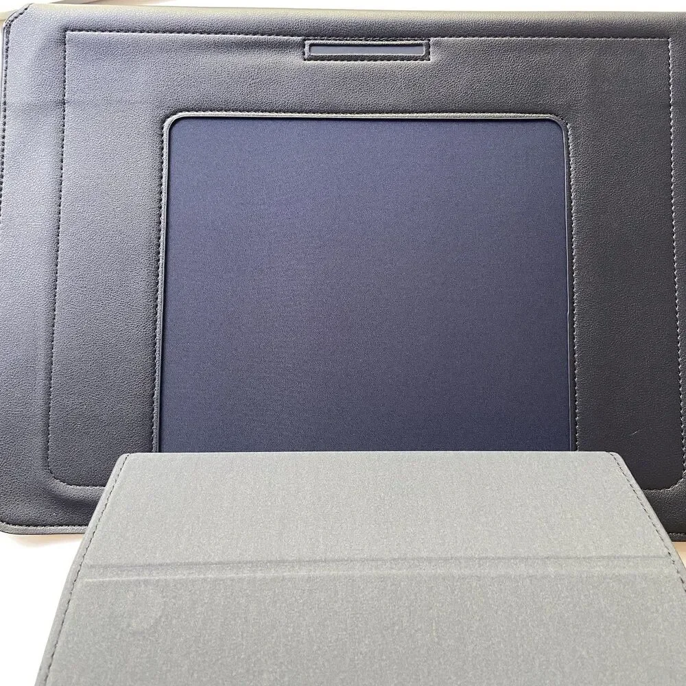 Meine Studios ERGO SLEEVE 4-in-1 Smart Sleeve 13-16” Black Workstation Set